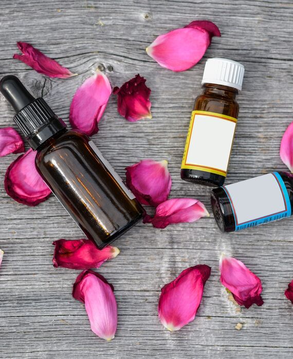 essential-oils-2536471_1920